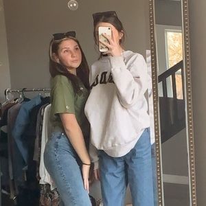 Meet your Posher, Emma